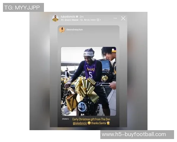 东契奇为湖人转播团队送车车上专属名牌彰显心意