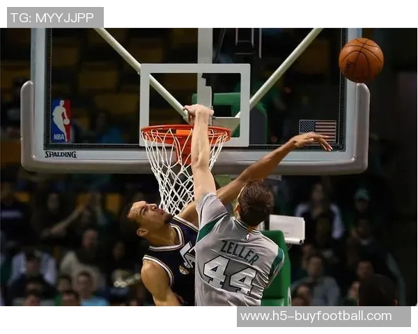 芬奇称赞戈贝尔防守能力极强认为他是联盟顶尖防守球员之一